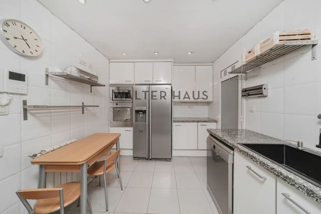 4 sovrum Lägenhet till salu i La Dreta de L'Eixample, Barcelona stad - 795 000 € (Ref: 9142467)