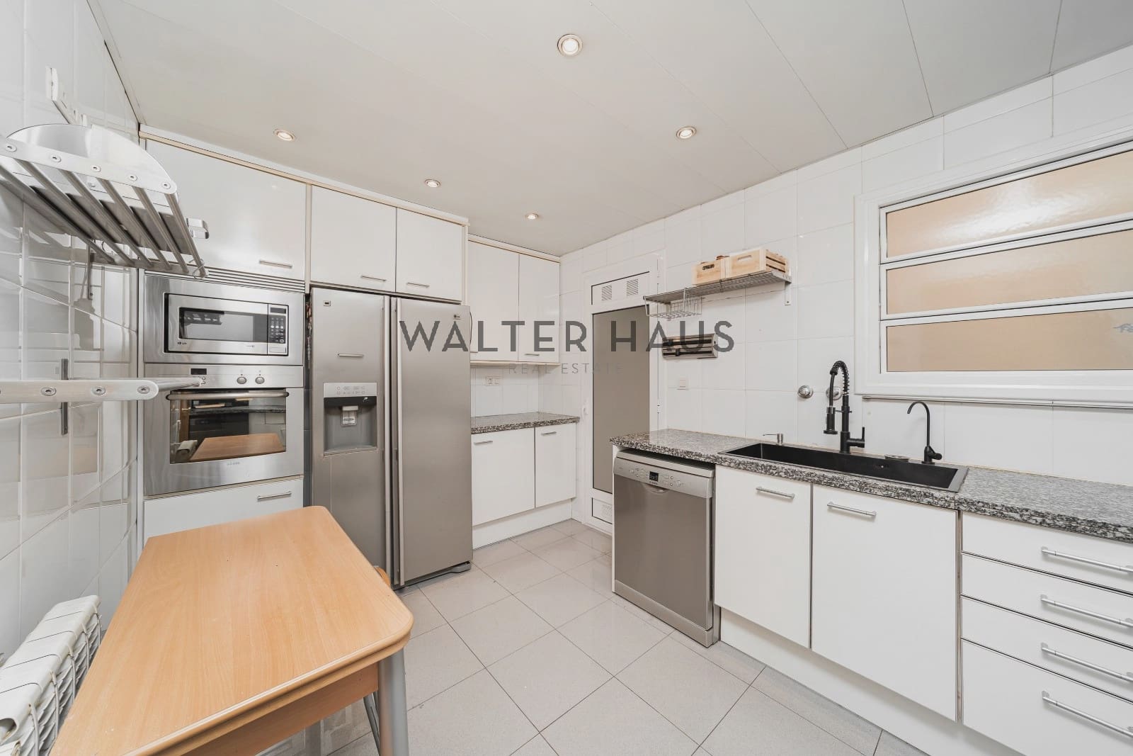 4 soveværelse Lejlighed til salg i Barcelona by - € 795.000 (Ref: 9142467)