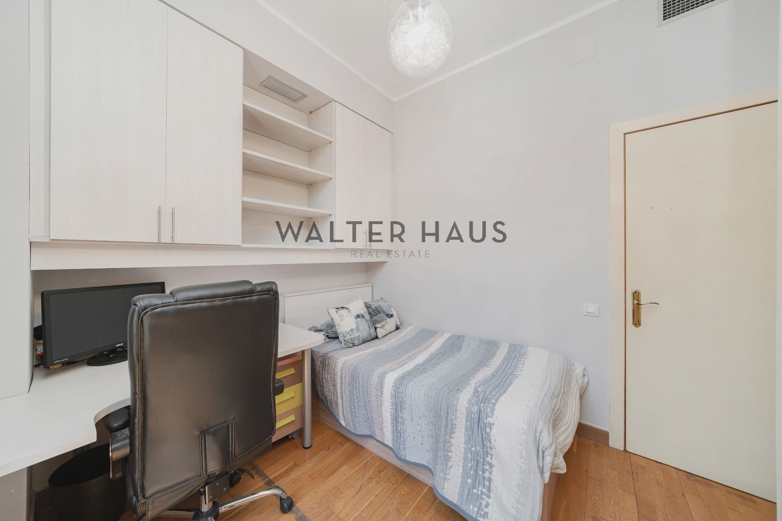 4 soveværelse Lejlighed til salg i Barcelona by - € 795.000 (Ref: 9142467)