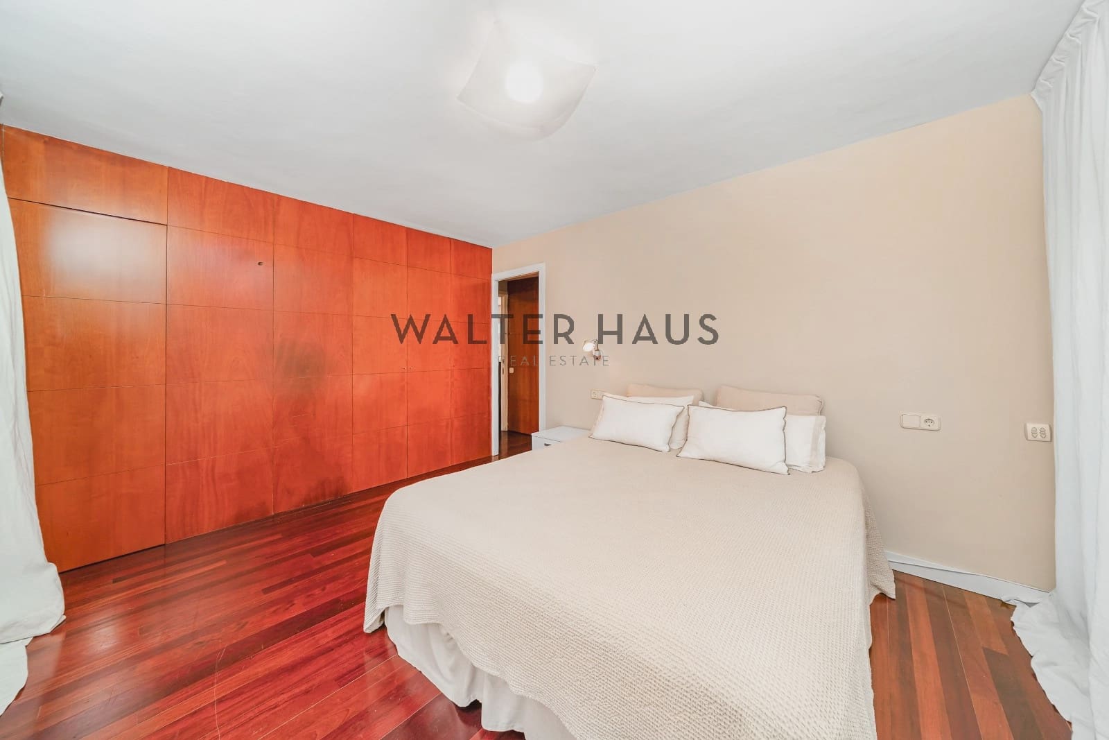 4 soveværelse Penthouse til salg i Barcelona by med swimmingpool - € 1.890.000 (Ref: 9144360)