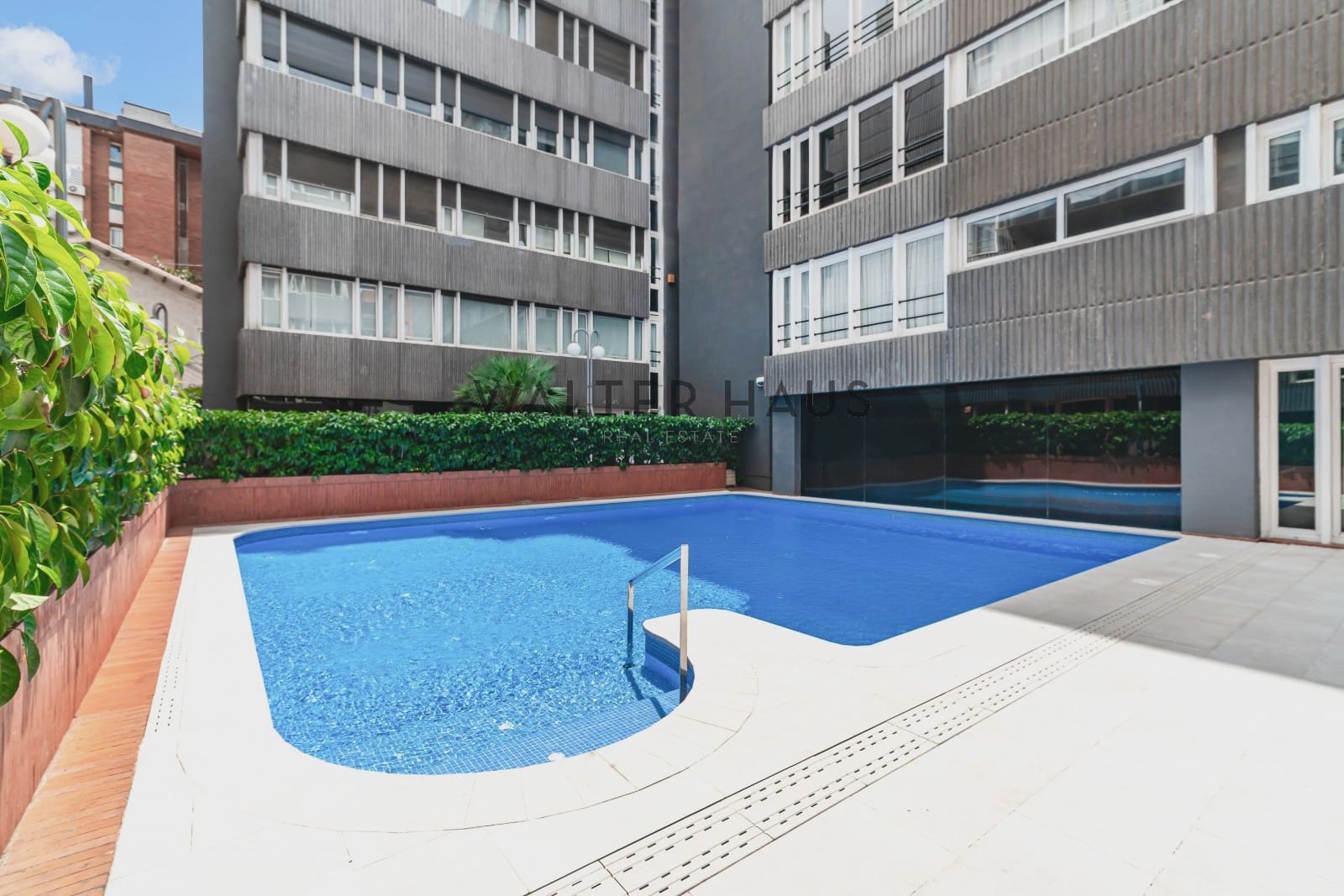 4 soveværelse Penthouse til salg i Barcelona by med swimmingpool - € 1.890.000 (Ref: 9144360)