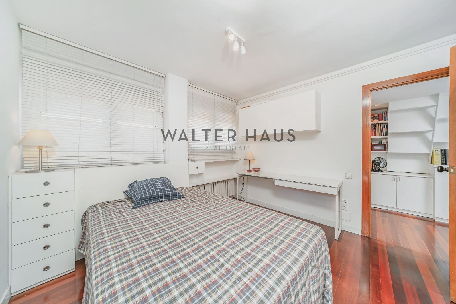 4 soveværelse Penthouse til salg i Barcelona by med swimmingpool - € 1.890.000 (Ref: 9144360)