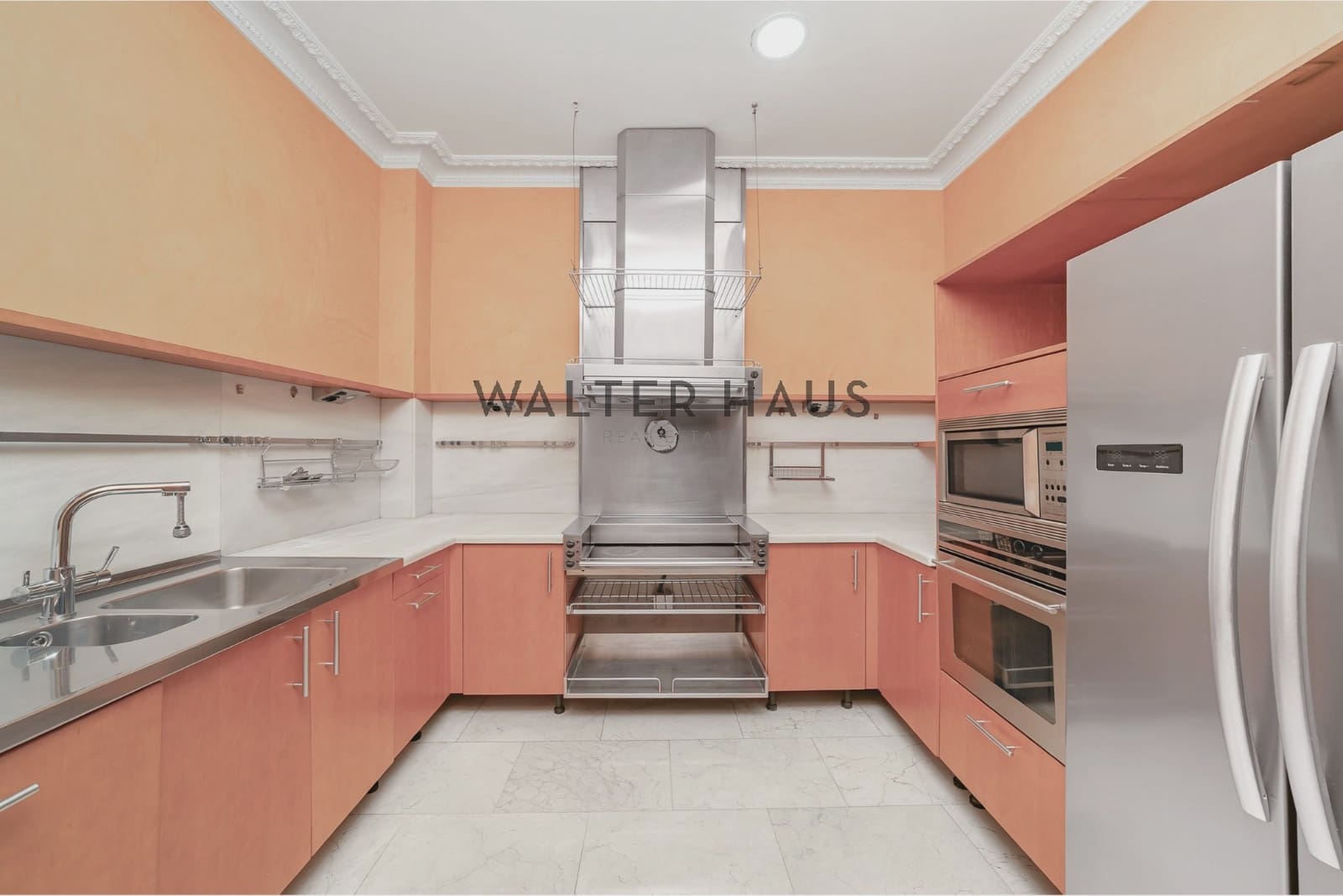 3 soveværelse Lejlighed til salg i Barcelona by med swimmingpool - € 980.000 (Ref: 9146134)