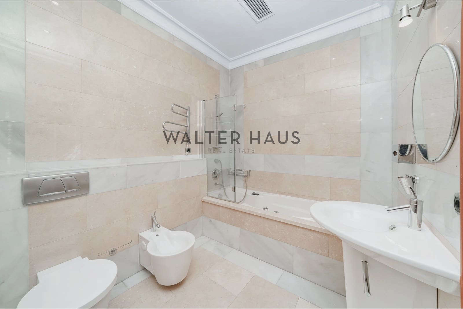 3 soveværelse Lejlighed til salg i Barcelona by med swimmingpool - € 980.000 (Ref: 9146134)