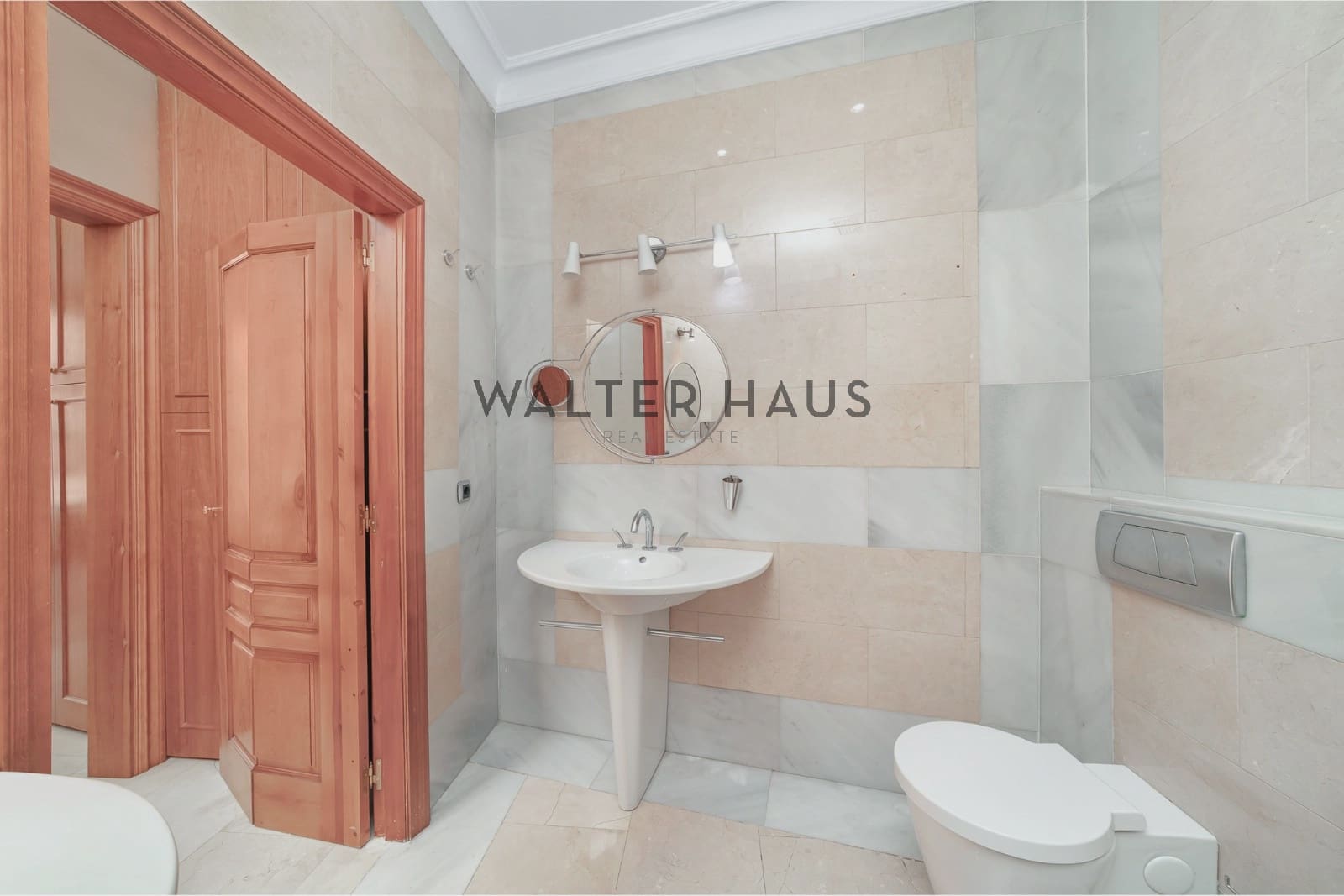 3 soveværelse Lejlighed til salg i Barcelona by med swimmingpool - € 980.000 (Ref: 9146134)