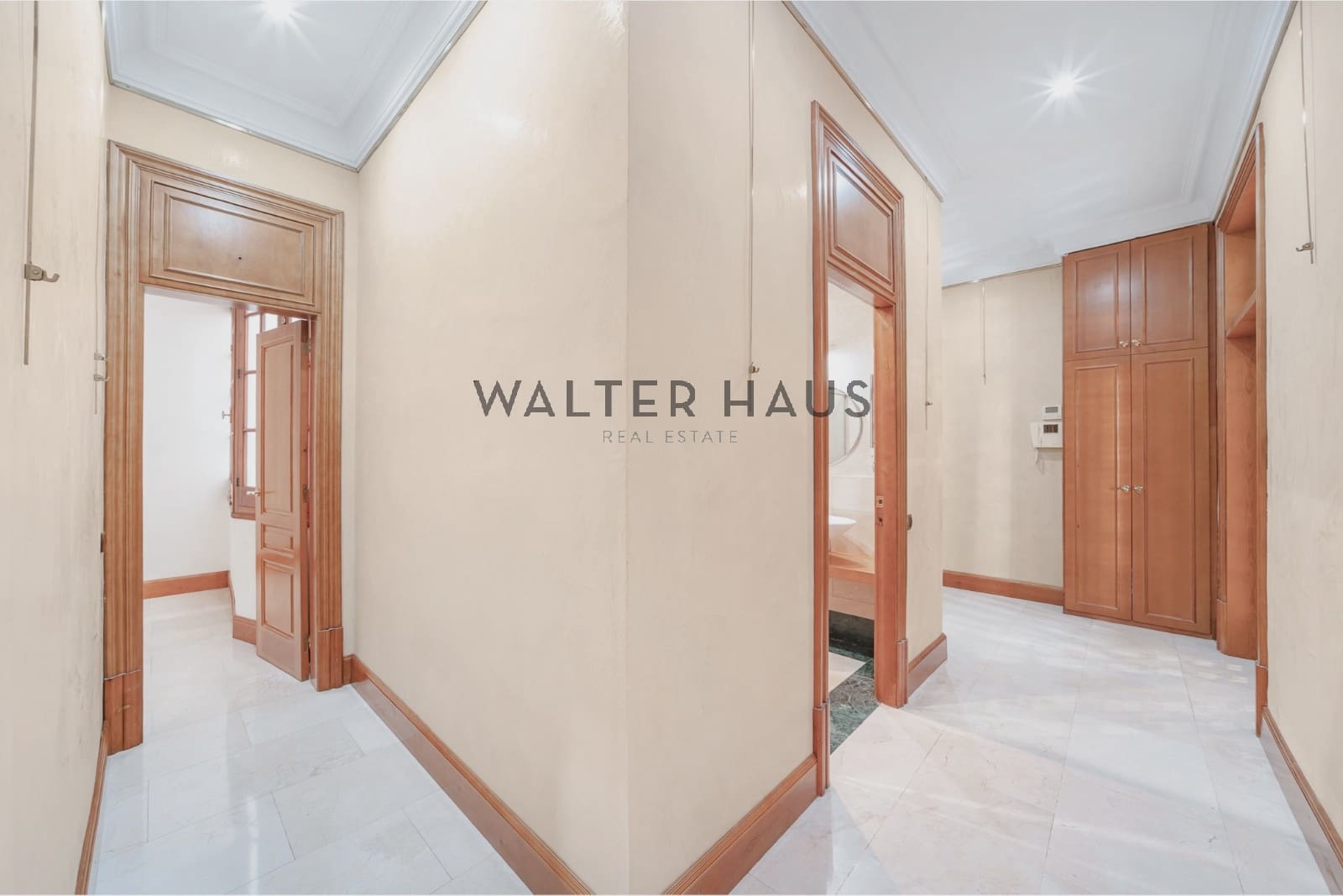 3 soveværelse Lejlighed til salg i Barcelona by med swimmingpool - € 980.000 (Ref: 9146134)