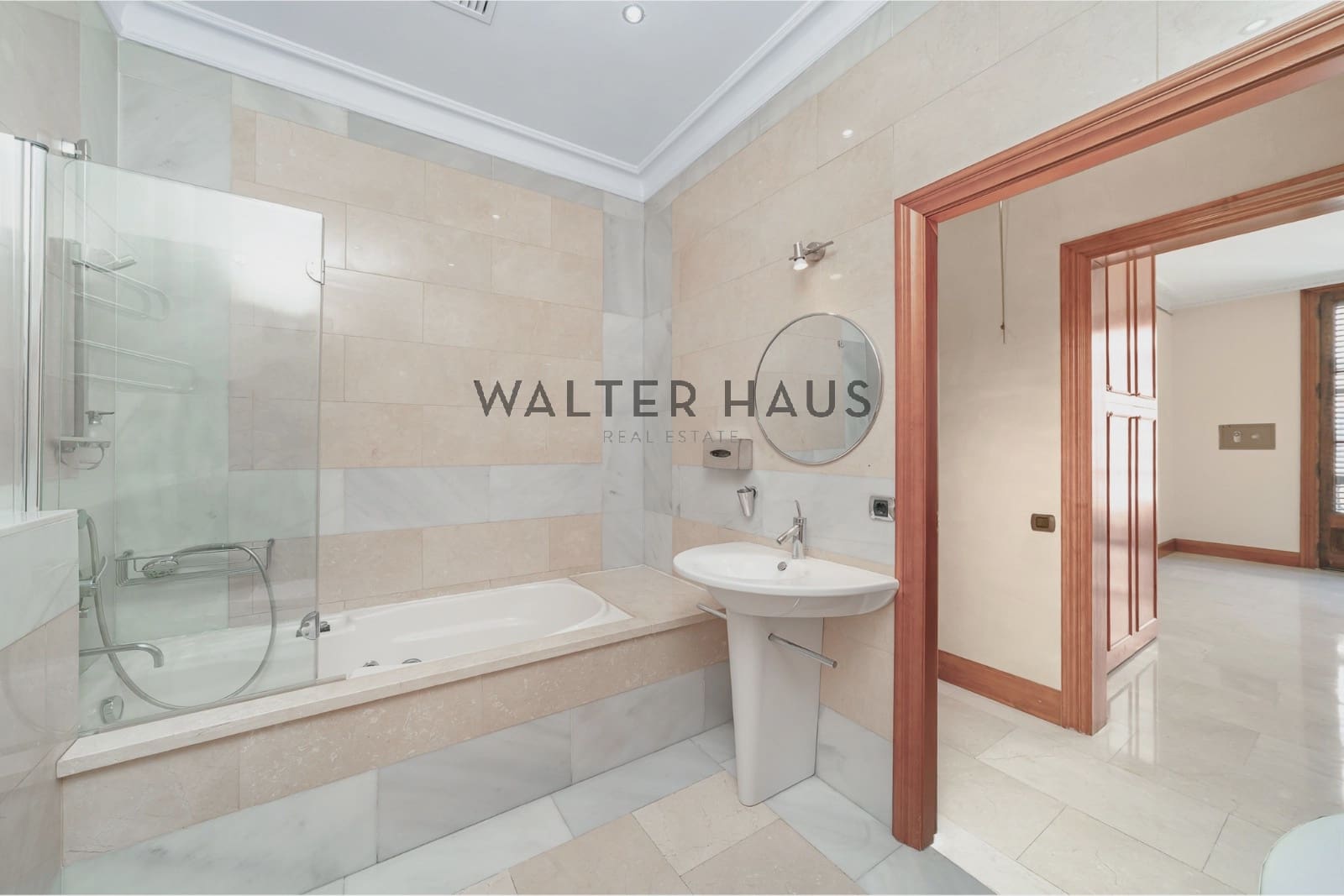 3 soveværelse Lejlighed til salg i Barcelona by med swimmingpool - € 980.000 (Ref: 9146134)