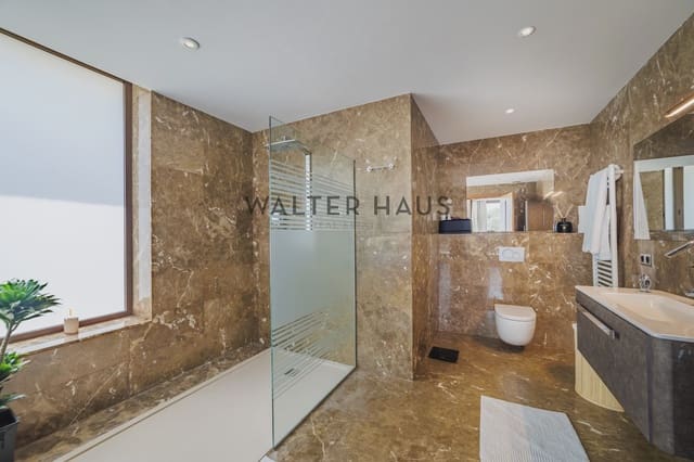 5 soveværelse Villa til salg i Platja d'Aro, Castell-Platja d'Aro med swimmingpool - € 1.750.000 (Ref: 9146135)