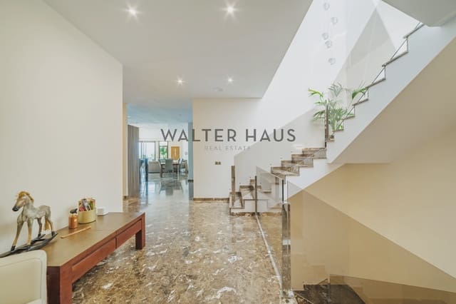 5 chambre Villa/Maison à vendre à Platja d'Aro, Castell-Platja d'Aro avec piscine - 1 750 000 € (Ref: 9146135)