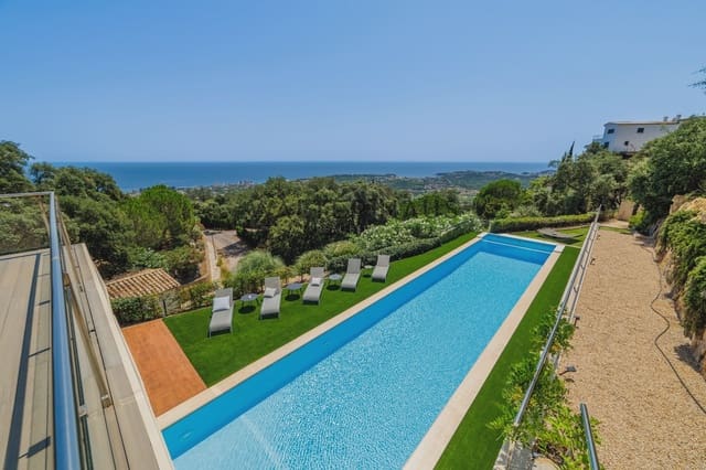 5 chambre Villa/Maison à vendre à Platja d'Aro, Castell-Platja d'Aro avec piscine - 1 750 000 € (Ref: 9146135)