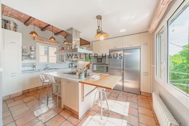 4 bedroom Penthouse for sale in Vallcarca i Els Penitents, Barcelona city - € 1,196,000 (Ref: 9148574)