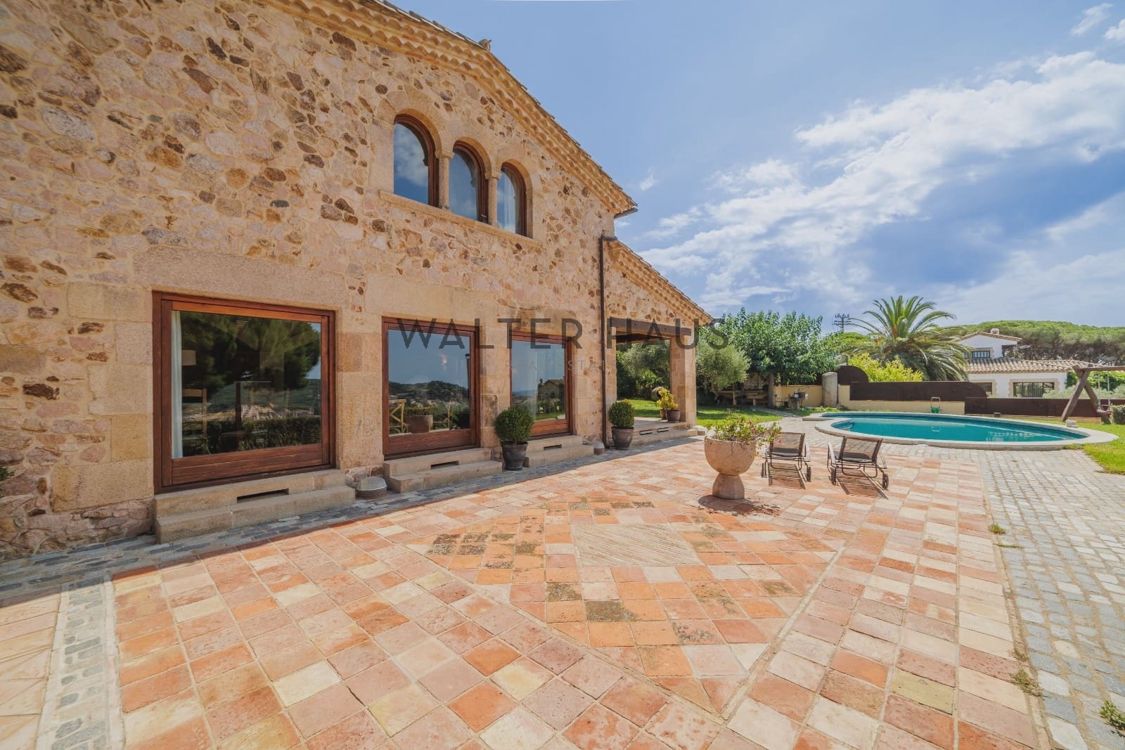 4 bedroom Villa for sale in Sant Feliu de Guixols with pool - € 2,800,000 (Ref: 9150971)