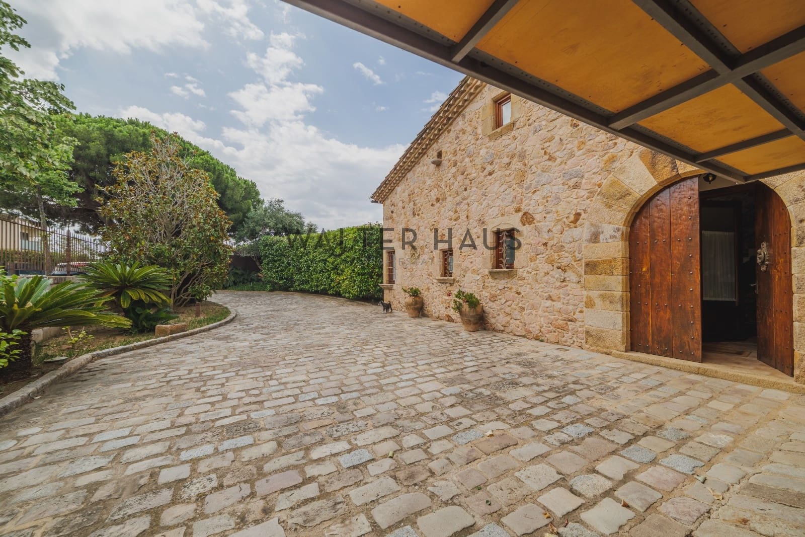 4 bedroom Villa for sale in Sant Feliu de Guixols with pool - € 2,800,000 (Ref: 9150971)