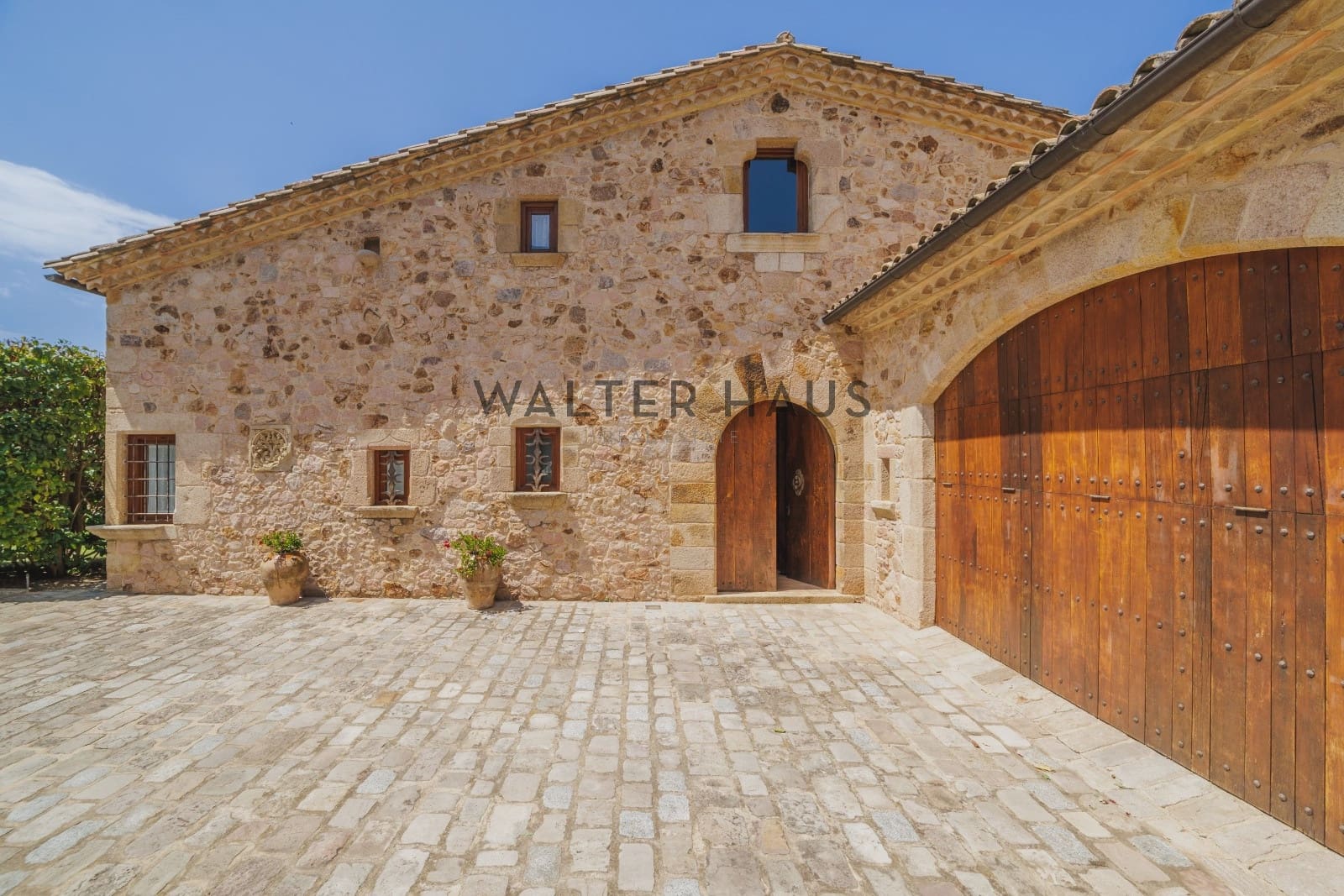 4 bedroom Villa for sale in Sant Feliu de Guixols with pool - € 2,800,000 (Ref: 9150971)