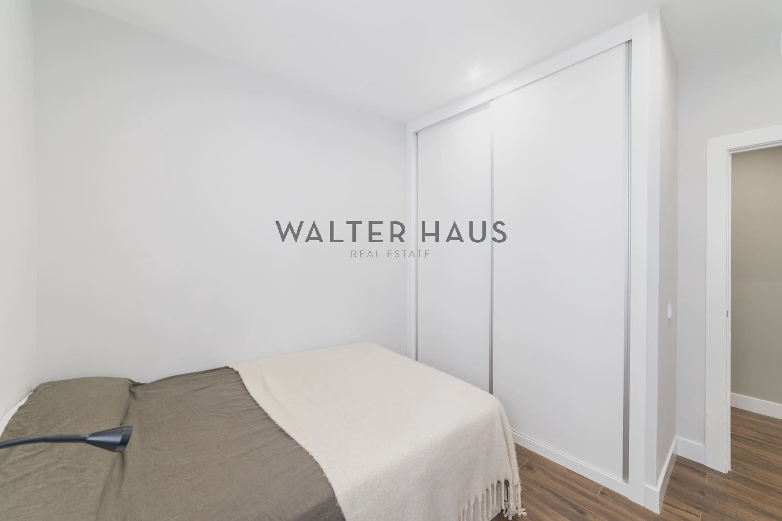 3 slaapkamer Flat te koop in Madrid stad met zwembad - € 1.090.000 (Ref: 9153150)