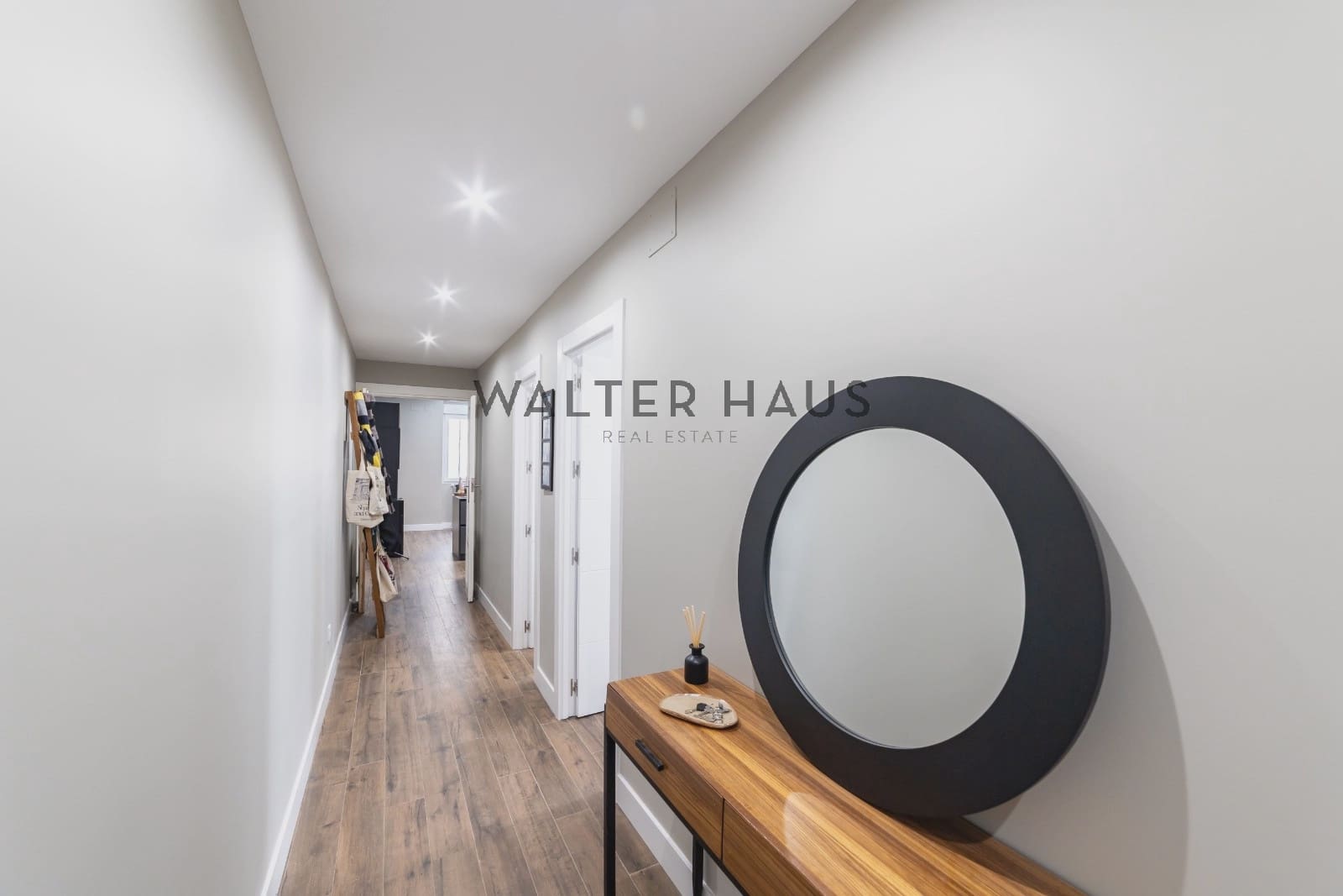 3 slaapkamer Flat te koop in Madrid stad met zwembad - € 1.090.000 (Ref: 9153150)