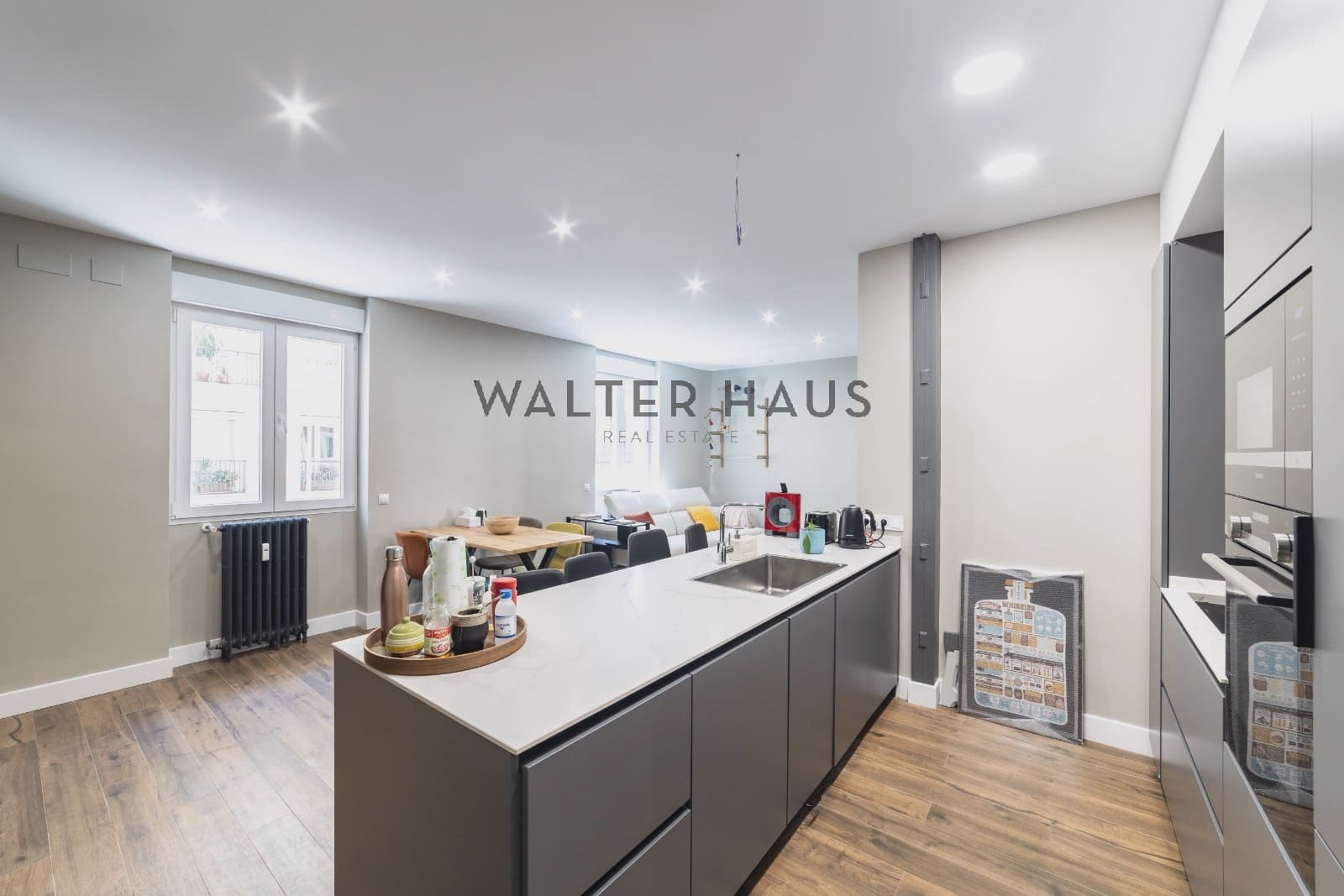 3 slaapkamer Flat te koop in Madrid stad met zwembad - € 1.090.000 (Ref: 9153150)