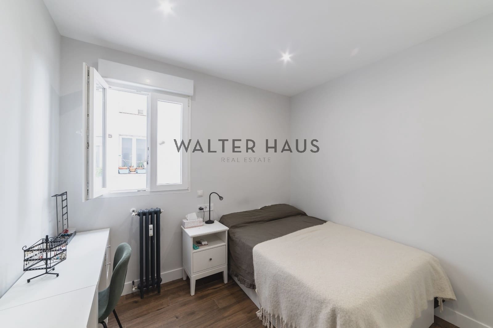 3 slaapkamer Flat te koop in Madrid stad met zwembad - € 1.090.000 (Ref: 9153150)