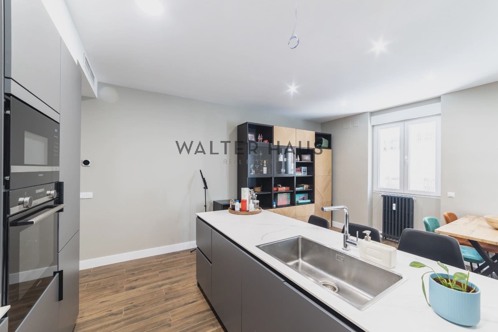 3 slaapkamer Flat te koop in Madrid stad met zwembad - € 1.090.000 (Ref: 9153150)