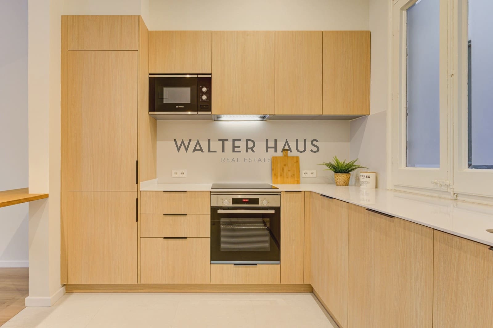 2 soveværelse Lejlighed til salg i Barcelona by - € 900.000 (Ref: 9158621)