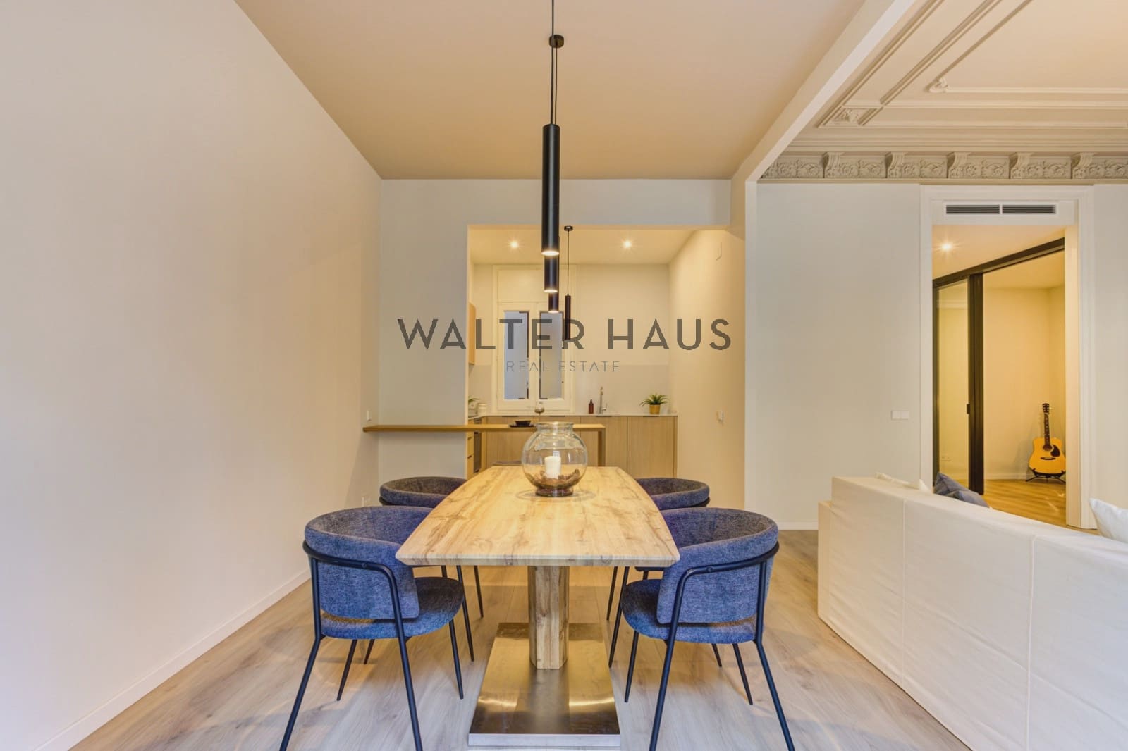 2 soveværelse Lejlighed til salg i Barcelona by - € 900.000 (Ref: 9158621)