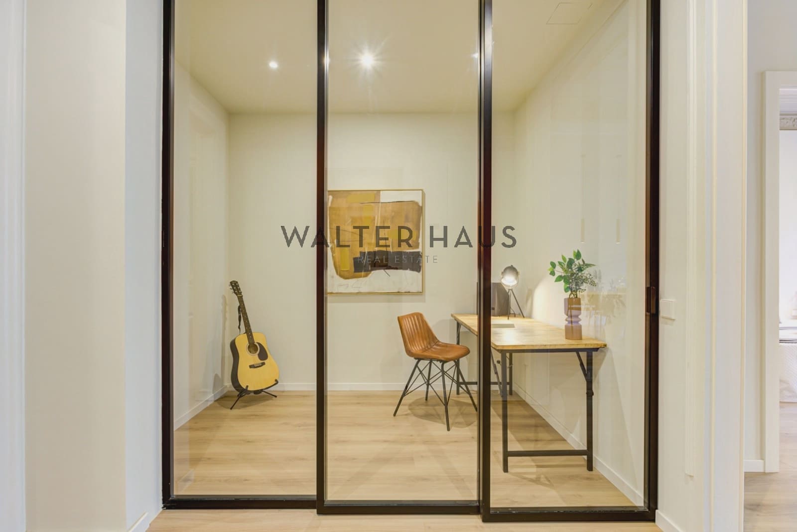 2 soveværelse Lejlighed til salg i Barcelona by - € 900.000 (Ref: 9158621)