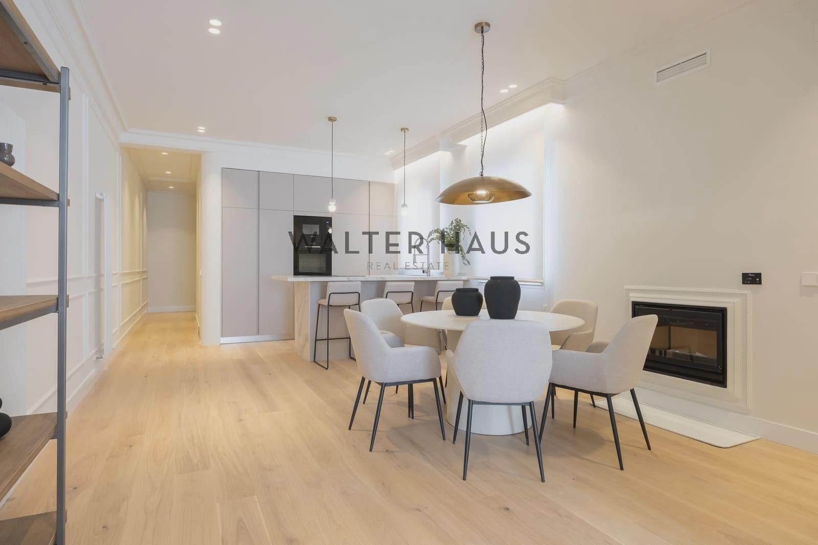 3 soveværelse Lejlighed til salg i Madrid by - € 1.550.000 (Ref: 9159037)