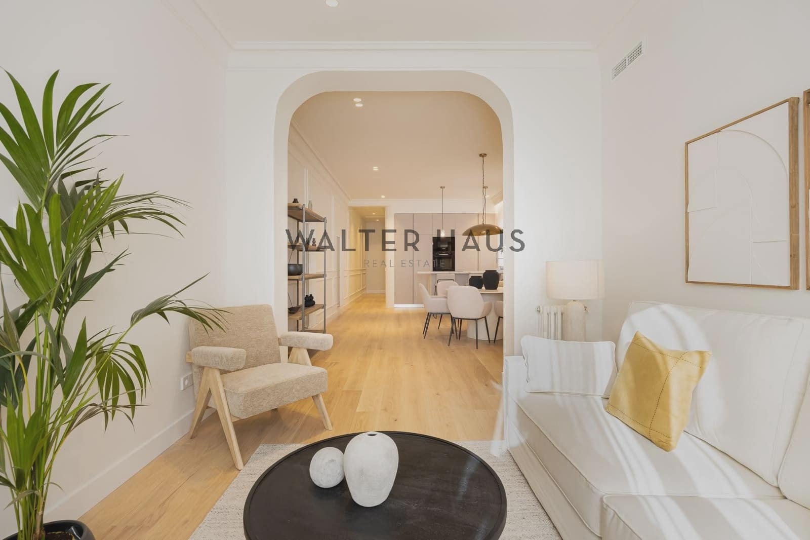 3 soveværelse Lejlighed til salg i Madrid by - € 1.550.000 (Ref: 9159037)