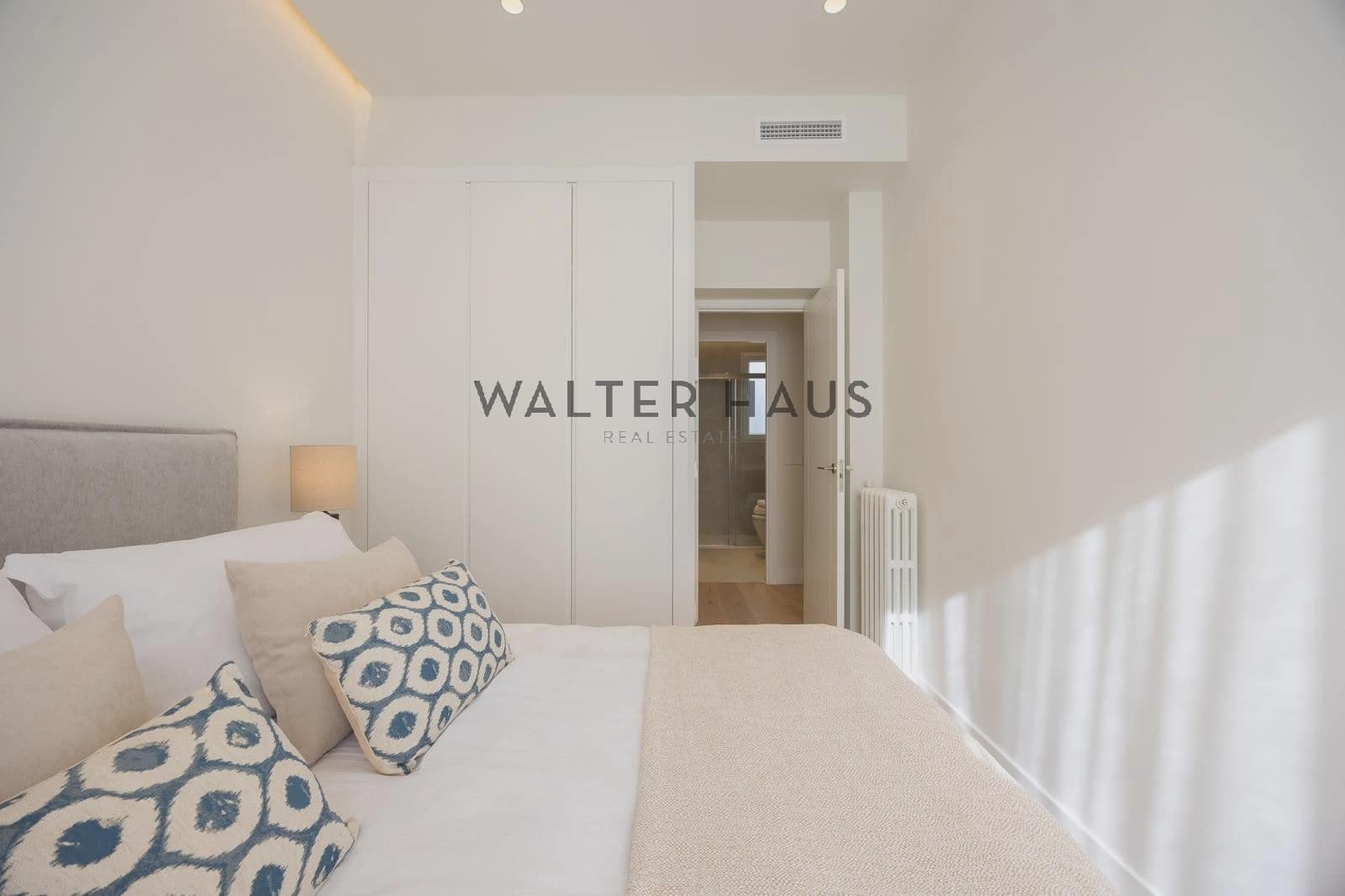 3 soveværelse Lejlighed til salg i Madrid by - € 1.550.000 (Ref: 9159037)