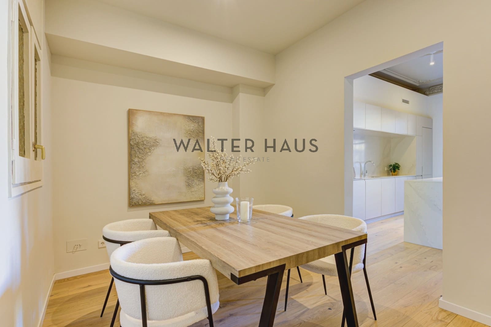 4 bedroom Flat for sale in Barcelona city - € 1,300,000 (Ref: 9160017)