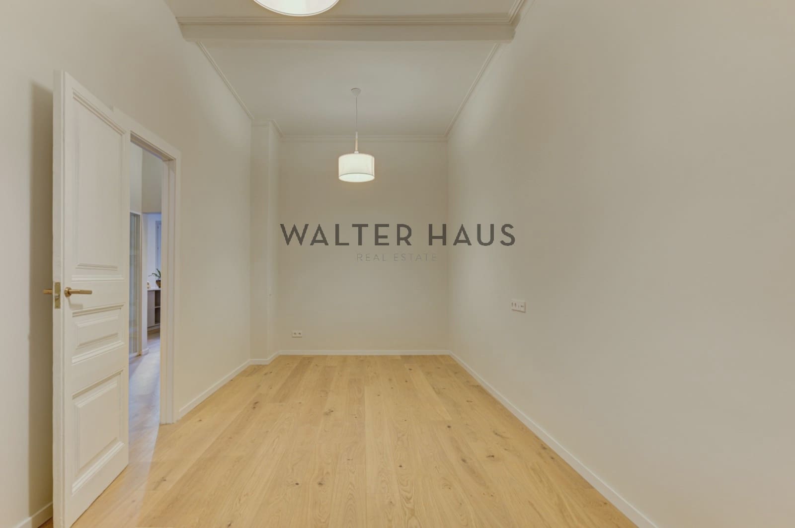 4 bedroom Flat for sale in Barcelona city - € 1,300,000 (Ref: 9160017)