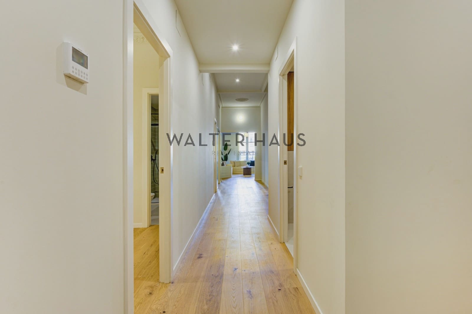 4 bedroom Flat for sale in Barcelona city - € 1,300,000 (Ref: 9160017)