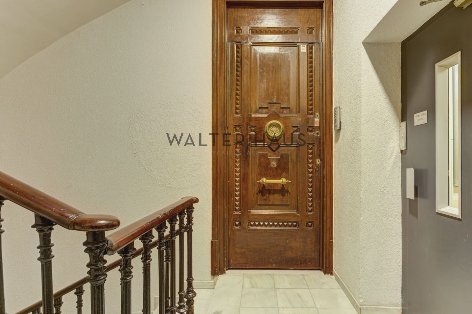 4 bedroom Flat for sale in Barcelona city - € 1,300,000 (Ref: 9160017)