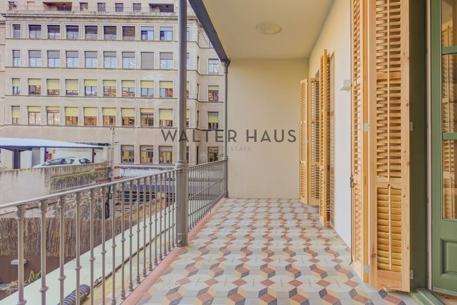 4 bedroom Flat for sale in Barcelona city - € 1,300,000 (Ref: 9160017)