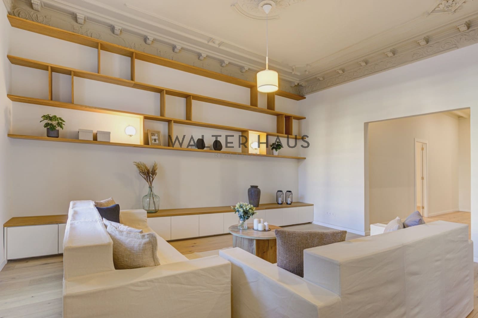 4 bedroom Flat for sale in Barcelona city - € 1,300,000 (Ref: 9160017)