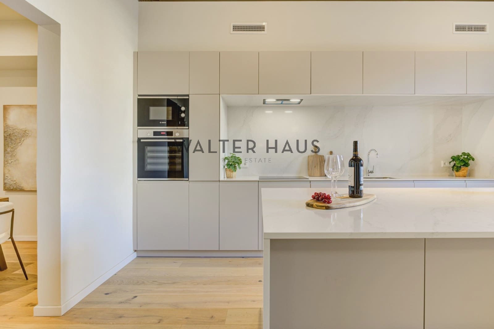 4 bedroom Flat for sale in Barcelona city - € 1,300,000 (Ref: 9160017)