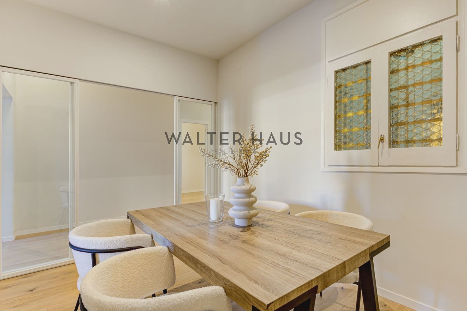 4 bedroom Flat for sale in Barcelona city - € 1,300,000 (Ref: 9160017)