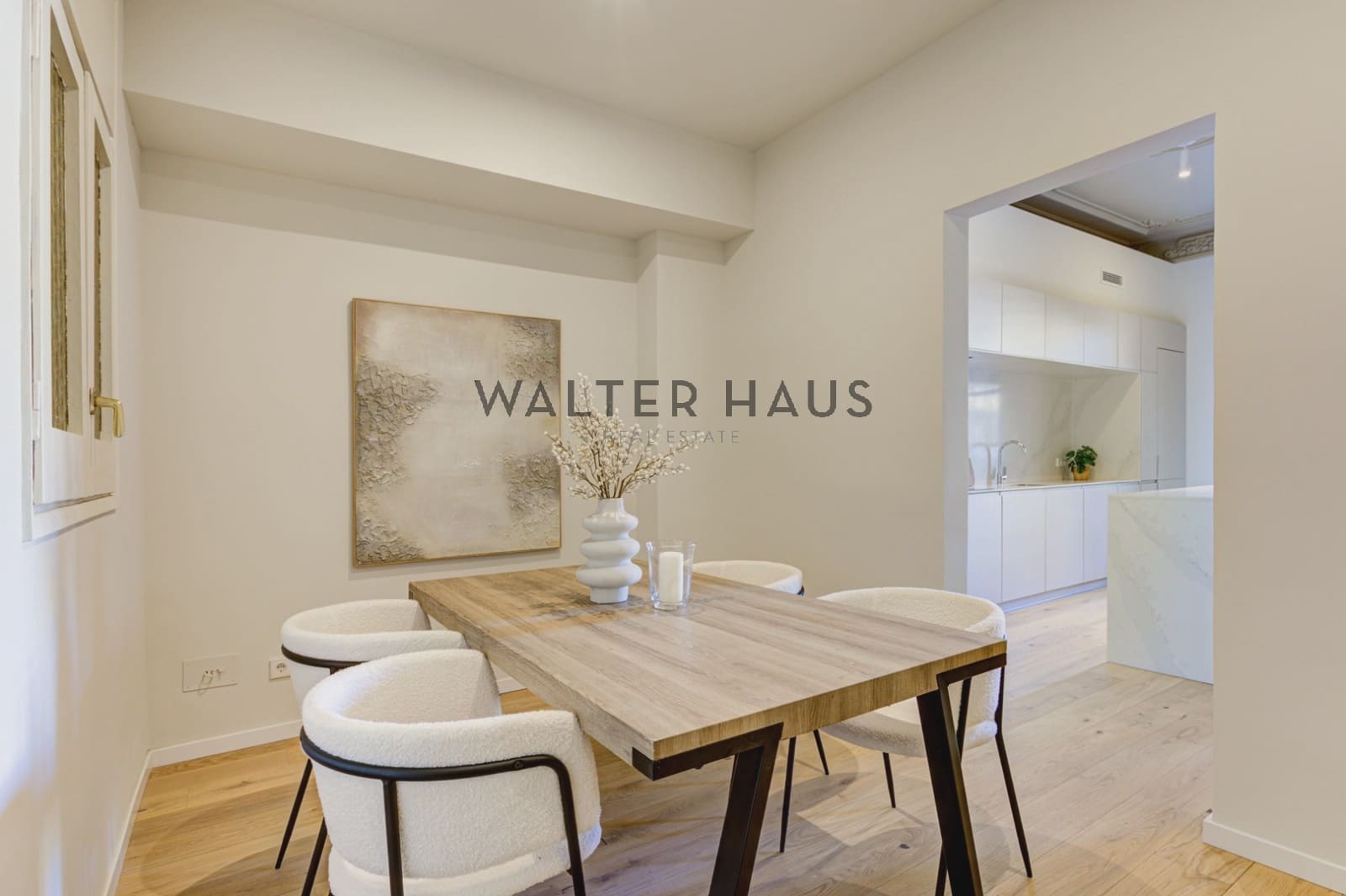 4 bedroom Flat for sale in Barcelona city - € 1,300,000 (Ref: 9160017)