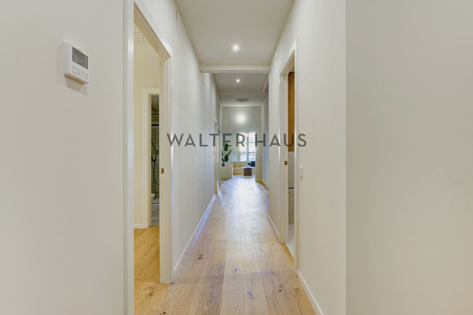 4 bedroom Flat for sale in Barcelona city - € 1,300,000 (Ref: 9160017)