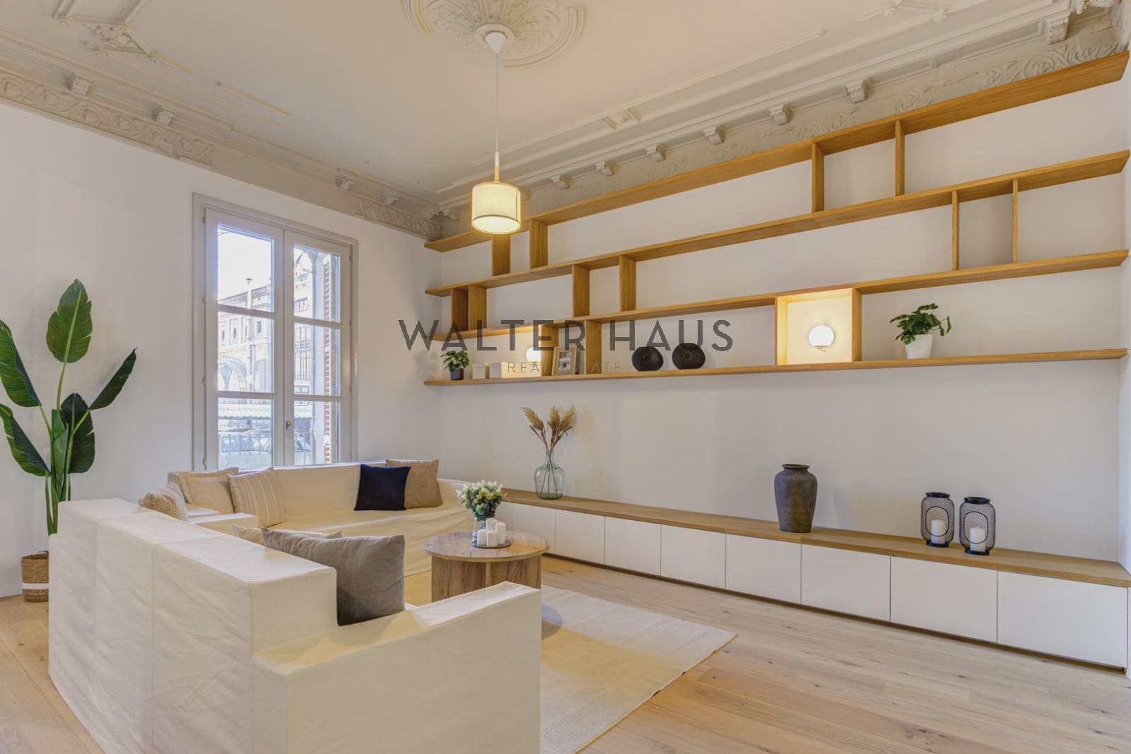 4 bedroom Flat for sale in Barcelona city - € 1,300,000 (Ref: 9160017)