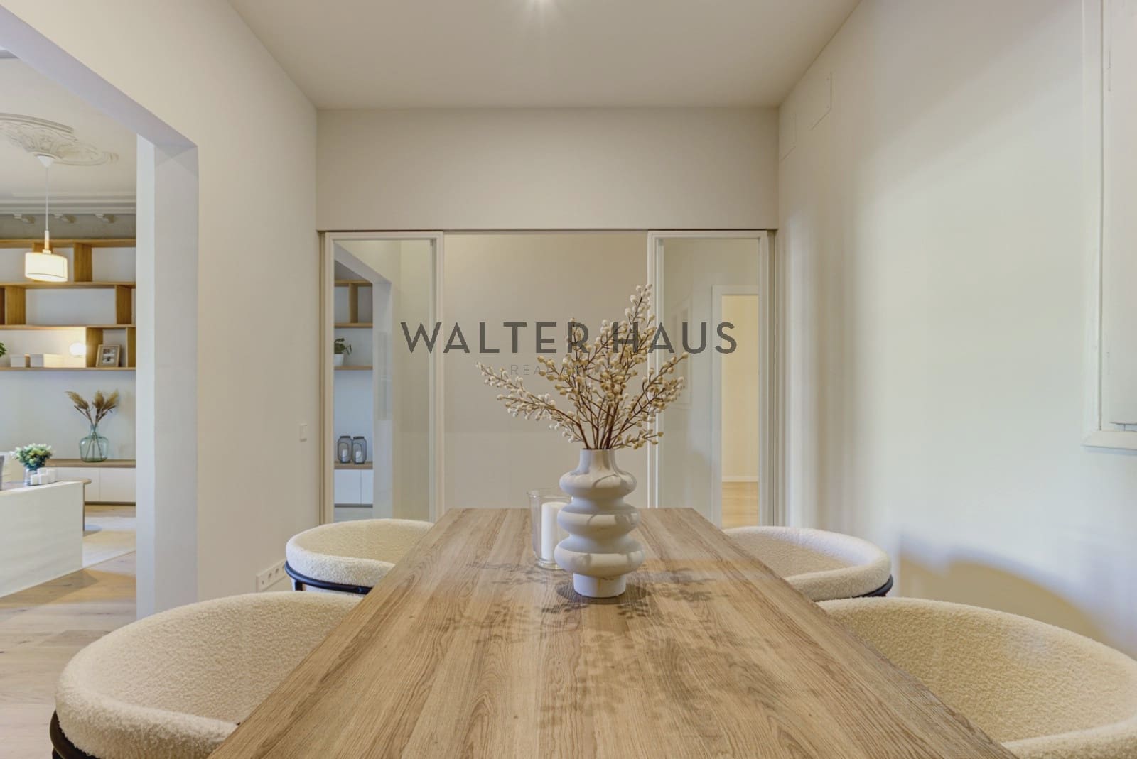 4 bedroom Flat for sale in Barcelona city - € 1,300,000 (Ref: 9160017)