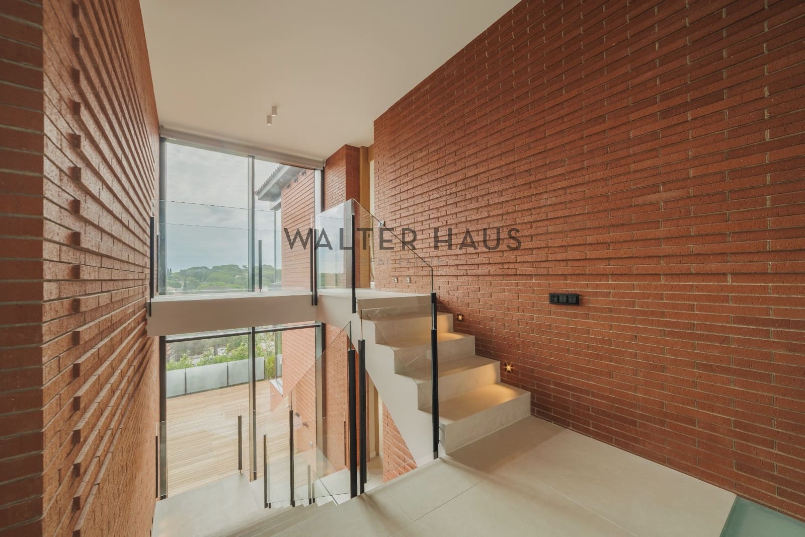 6 bedroom Villa for sale in Sant Feliu de Guixols - € 2,200,000 (Ref: 9160347)