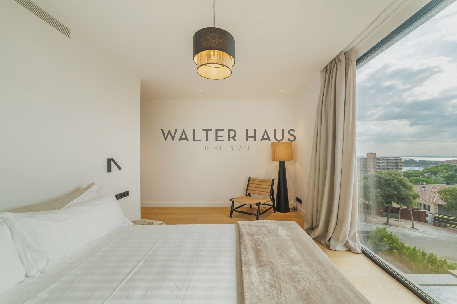 6 bedroom Villa for sale in Sant Feliu de Guixols - € 2,200,000 (Ref: 9160347)