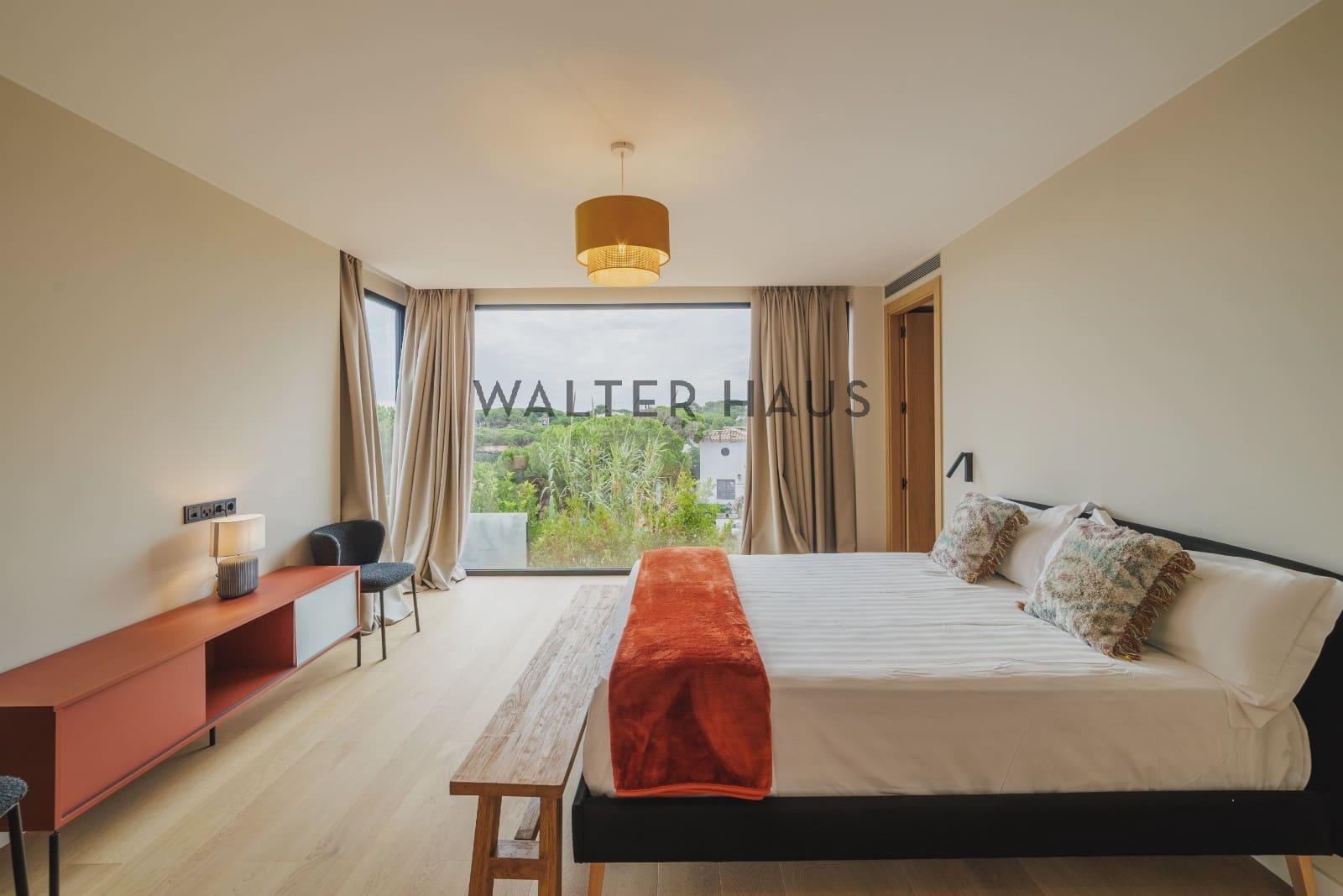 6 bedroom Villa for sale in Sant Feliu de Guixols - € 2,200,000 (Ref: 9160347)