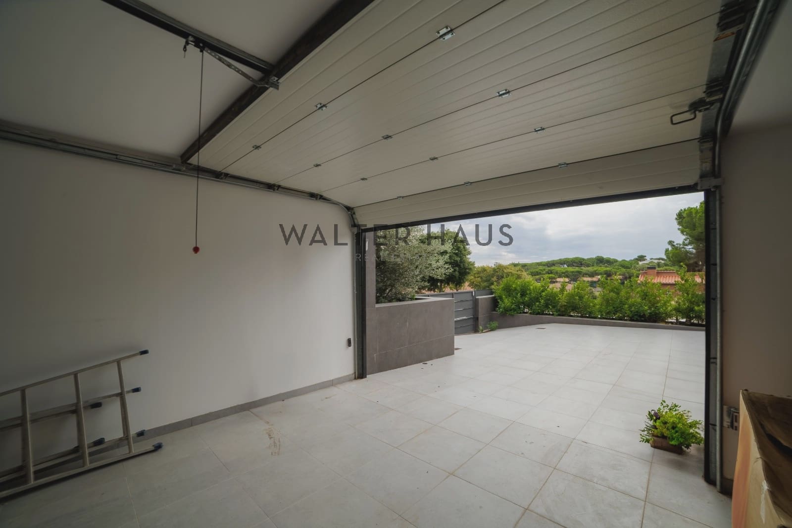 6 bedroom Villa for sale in Sant Feliu de Guixols - € 2,200,000 (Ref: 9160347)