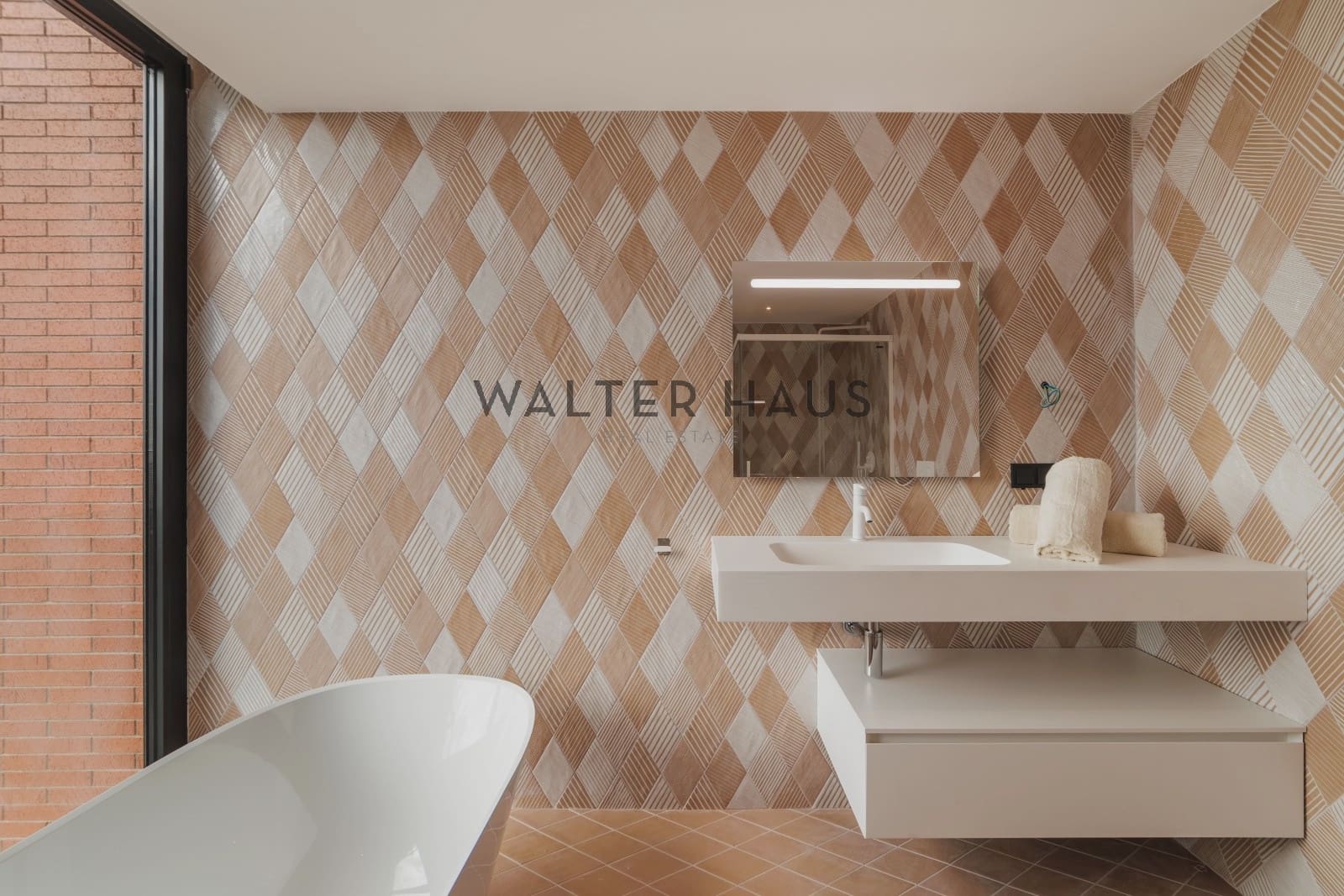 6 bedroom Villa for sale in Sant Feliu de Guixols - € 2,200,000 (Ref: 9160347)