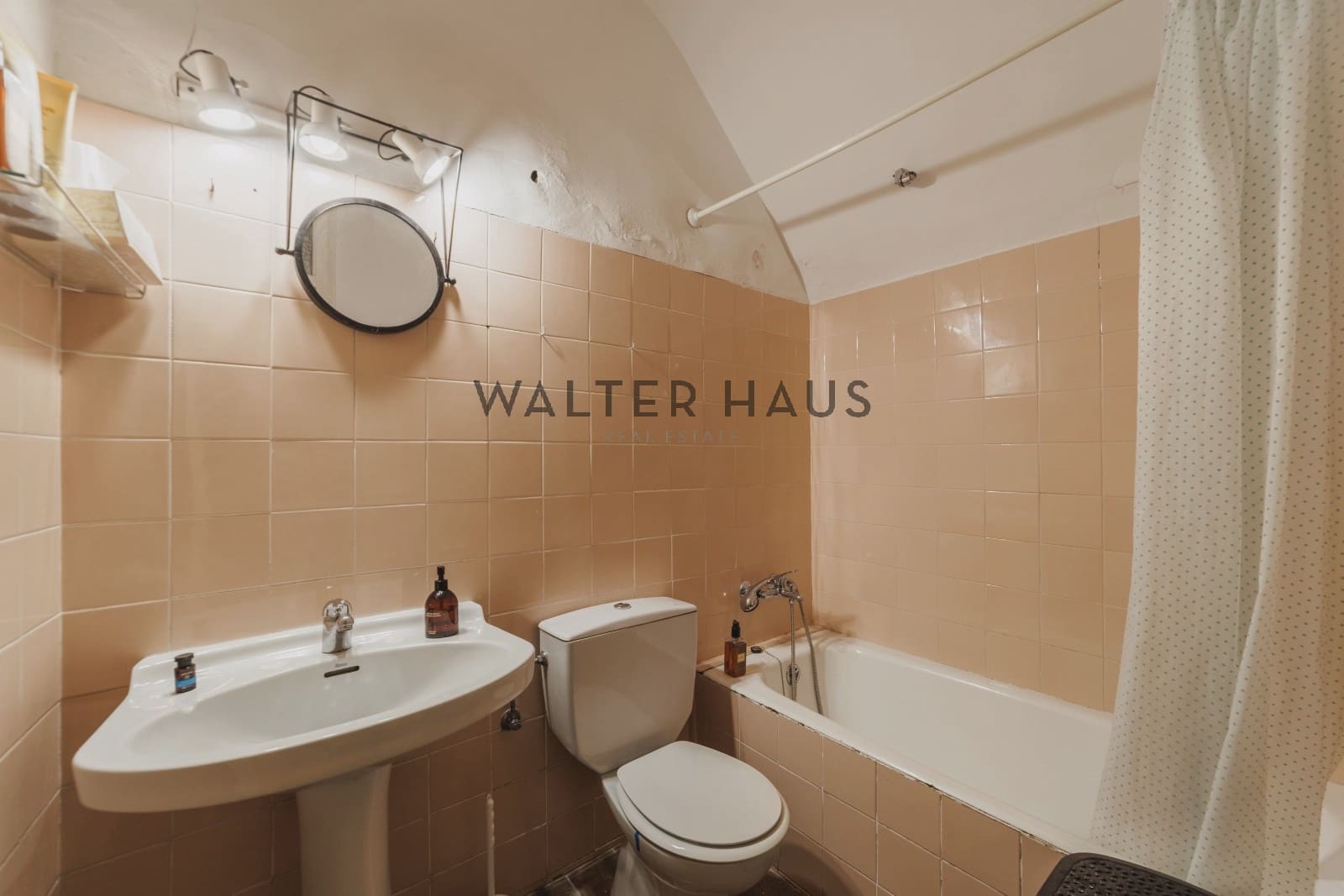 7 bedroom Villa for sale in Sant Feliu de Guixols with pool - € 625,000 (Ref: 9160348)