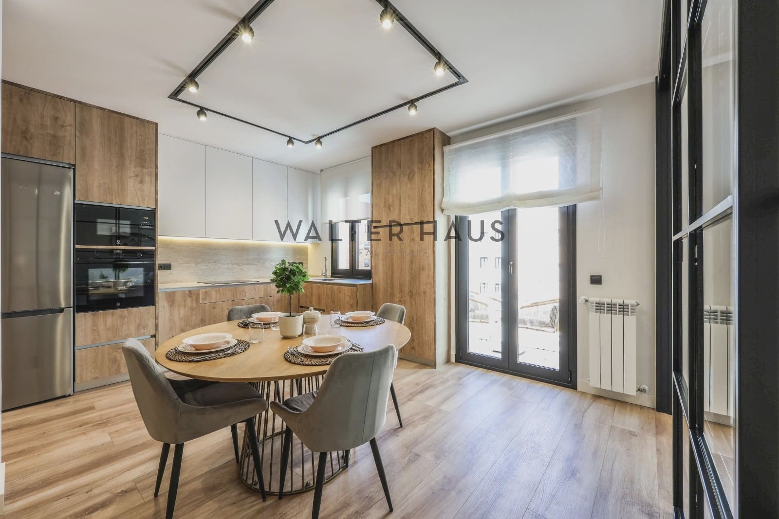 3 slaapkamer Flat te koop in Madrid stad - € 1.649.000 (Ref: 9161868)