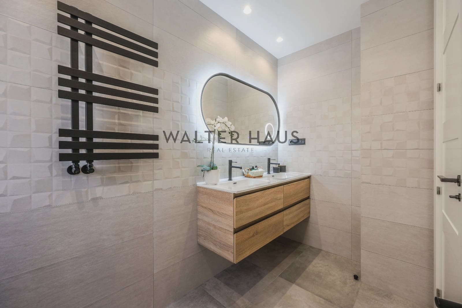 3 slaapkamer Flat te koop in Madrid stad - € 1.649.000 (Ref: 9161868)