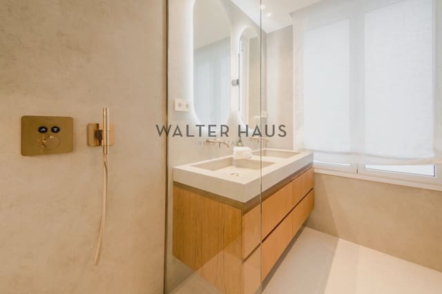 3 bedroom Flat for sale in Castellana, Madrid city - € 5,690,000 (Ref: 9163223)